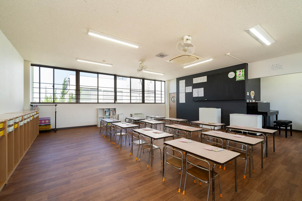 施工実績真由美幼稚園教室